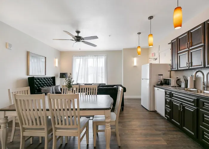 Stunning Condos Near French Quarter