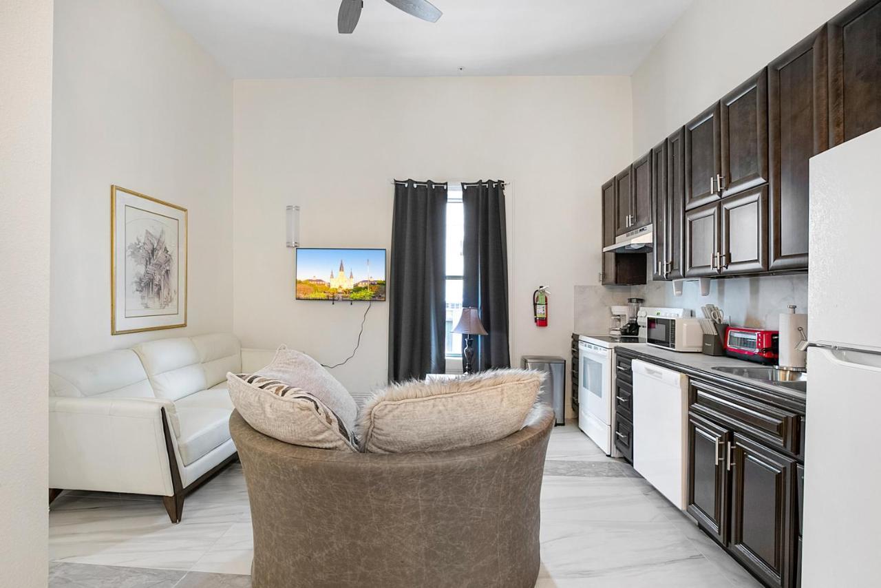 Apartment Stunning Near French Quarter New Orleans