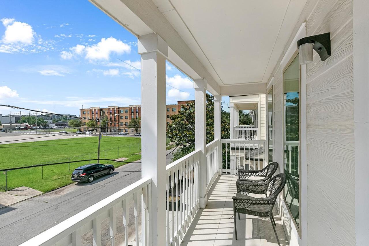 Apartment Stunning Near French Quarter *