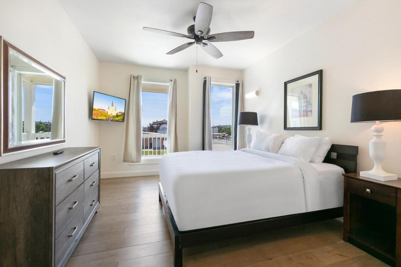 Apartment Stunning Near French Quarter *